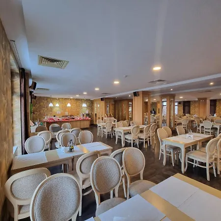 Cozy Guest Next To Lift Ask For Bansko